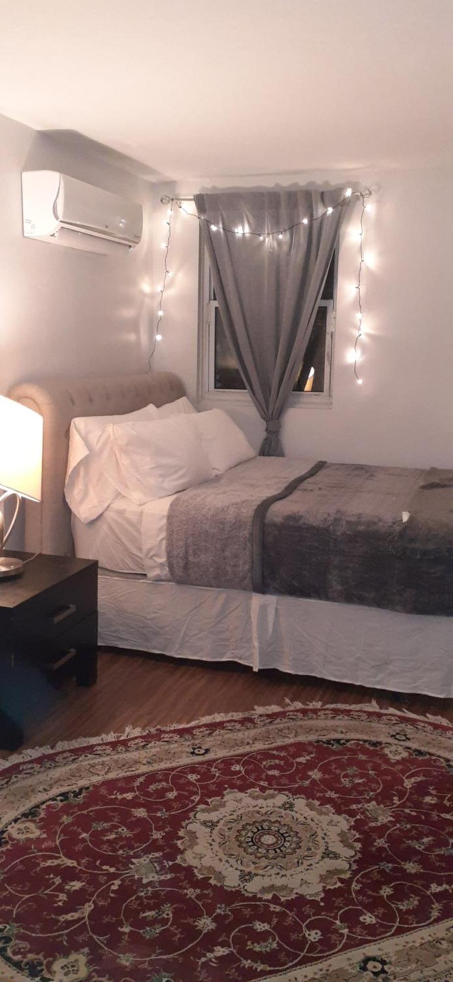 Apartment Downtown Retreat-spacious With Shared Kitchen & Bath Toronto
